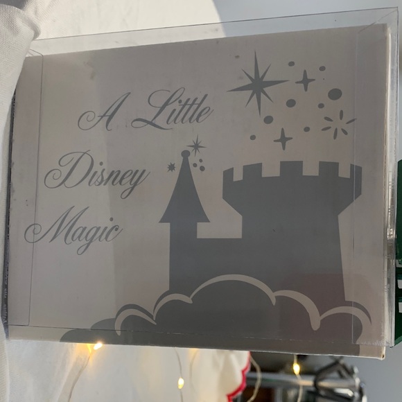 Disney Black and White Mr. and Mrs. Mugs NWT Large holds 16 oz each - Picture 10 of 16